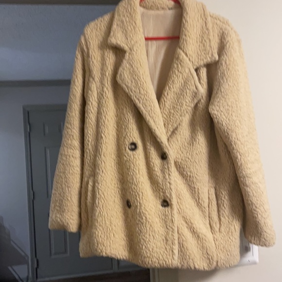 Shacket - Picture 2 of 3